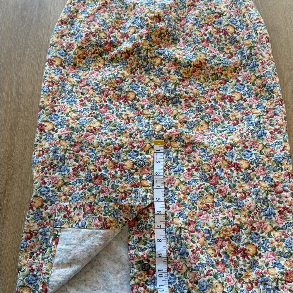 Willowbend Floral Button-Up Shirt in Multicolor - Picture 6 of 6